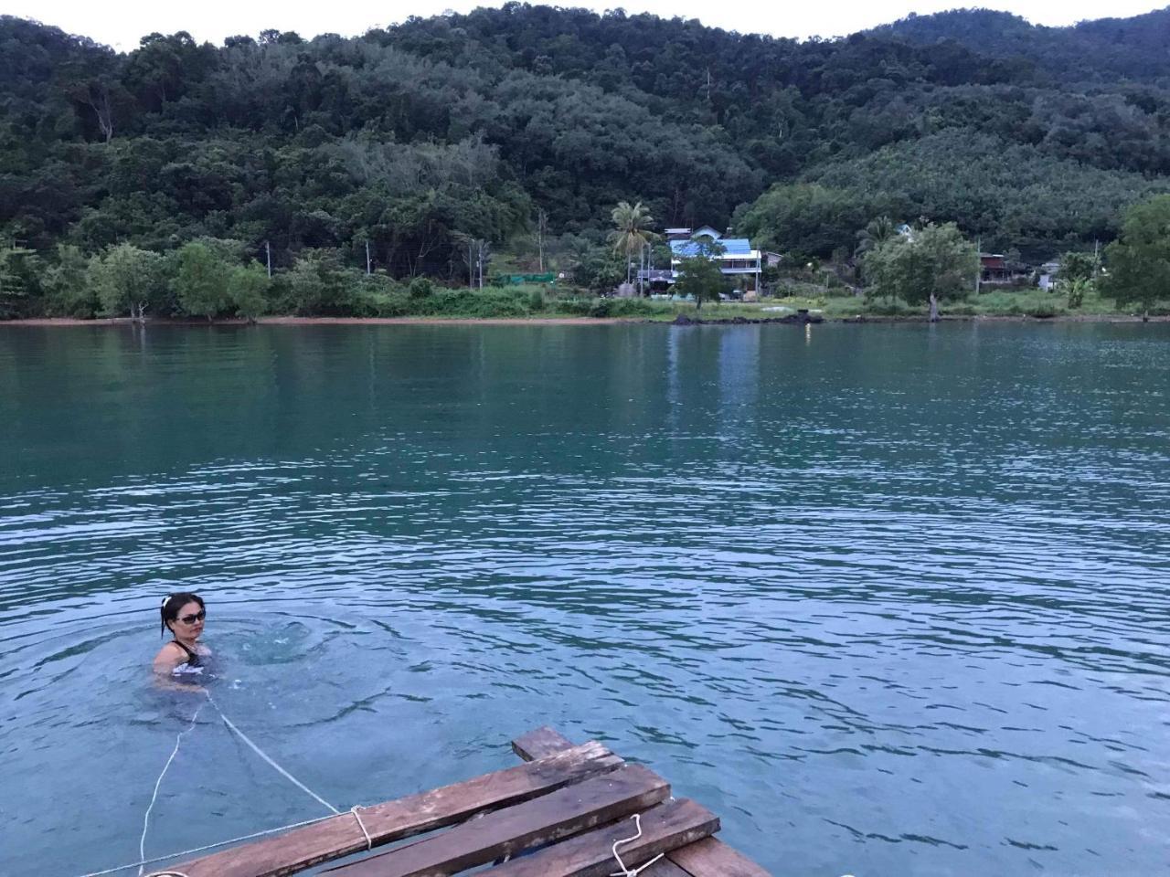 เกาะช้าง เฟื่องฟ้า Hotel ภายนอก รูปภาพ